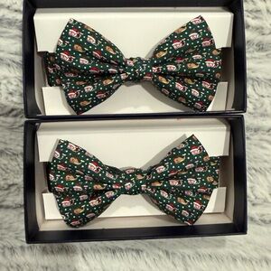 Green Holiday Whale Patterned Bow Ties